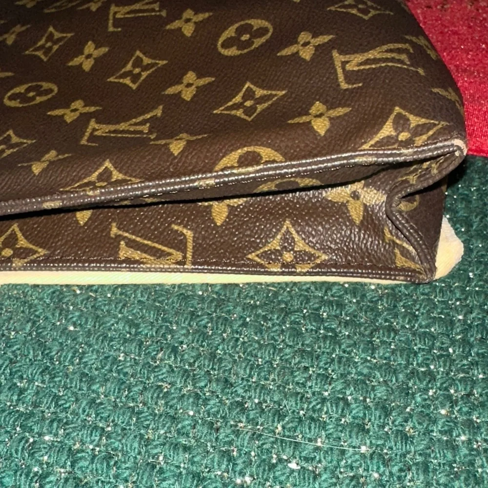 Louis Vuitton Monogram Toilette 26